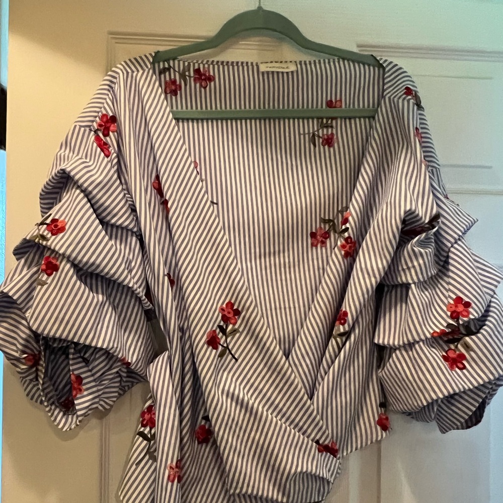 Adorable summer blouse